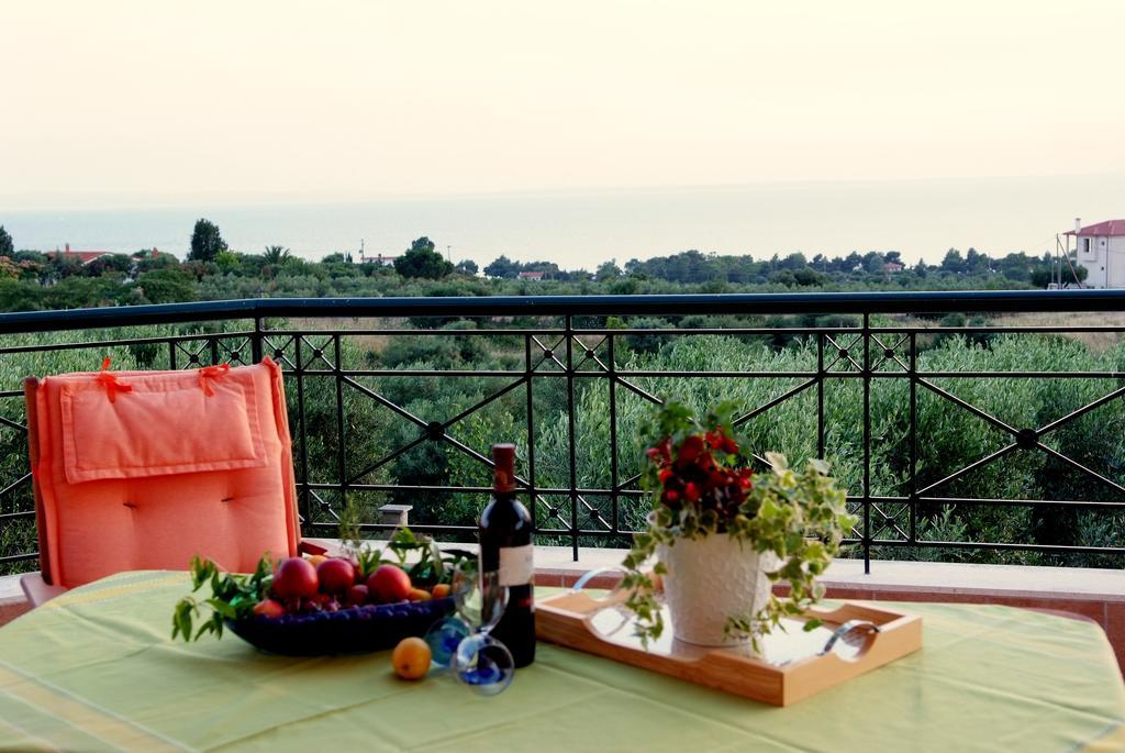 Sofia Luxury Maisonettes Nikiti  Exterior photo
