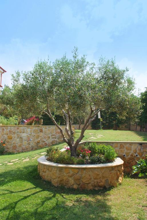 Sofia Luxury Maisonettes Nikiti  Exterior photo